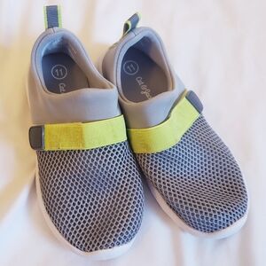 Toddler Size 11 Cat & Jack Water Shoes